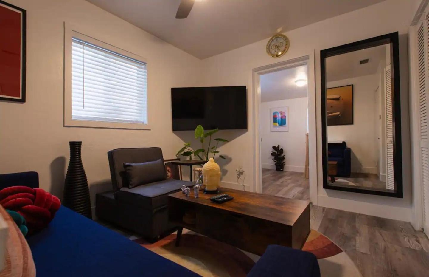 The Myrlande Dinvil Guest Suite North Miami Beach Bagian luar foto